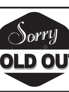 New NWT Hearth & Hand Magnolia Faux Eucalyptus Gold Wire Wreath
14 farmhouse